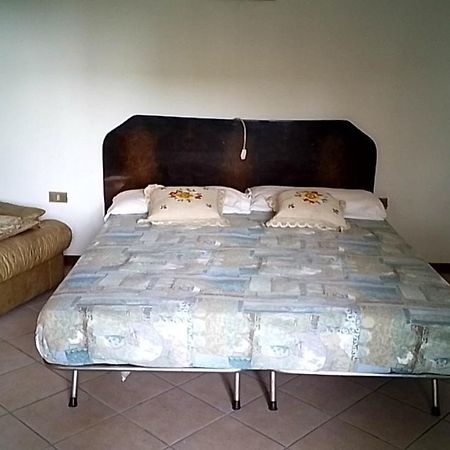 カンポノガーラ Casa Mamma Bed & Breakfast エクステリア 写真